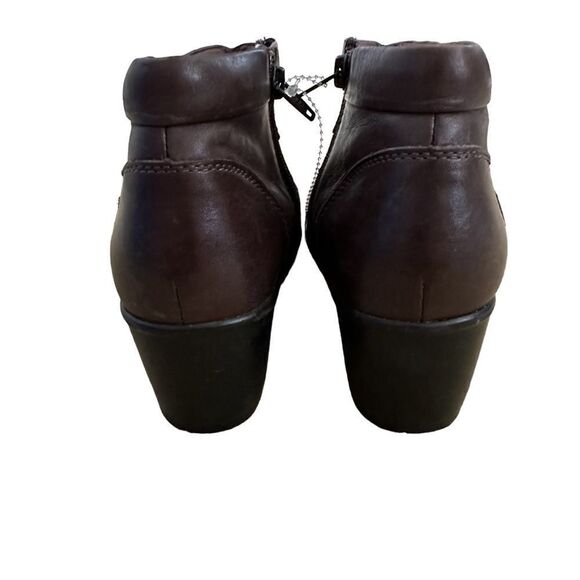Clarks Collection Brown Leather Zip Ankle Boots Style 26104775 Womens Size 9 - Picture 3 of 7